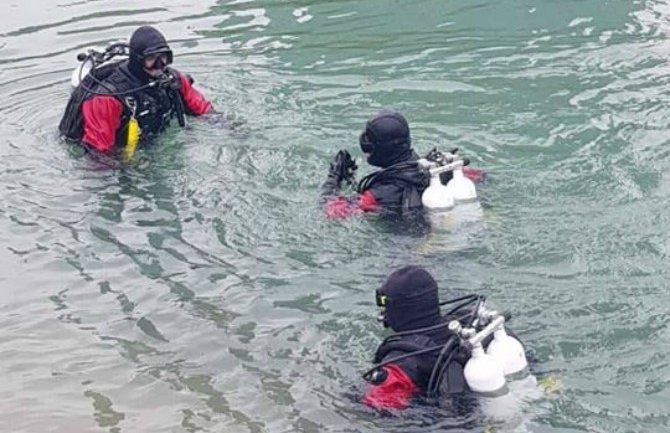 Odgođena potraga za osobom koja je skočila sa Vezirovog mosta zbog mutne Morače