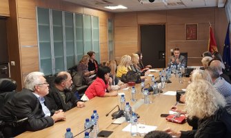 Veljović: Policija u radu i djelovanju poštuje prava OSI