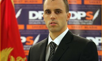 Pešić: DF ispred Skupštine kao kod kuće, ako ne bude prasetine, ni Kristal nije daleko