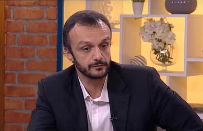 Dejan Mirović vraćen sa Dobrakova