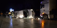 Sudar kamiona i munibusa: Poginule četiri, povrijeđeno 16 osoba(FOTO)