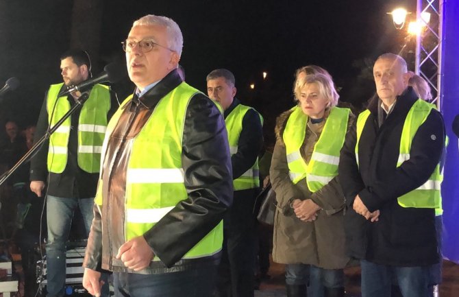 Mandić: Nećemo odustati od borbe