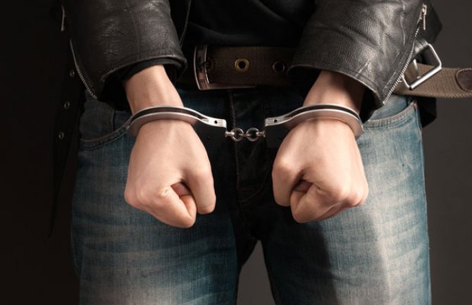 Razbojnik silovao 81-godišnju staricu