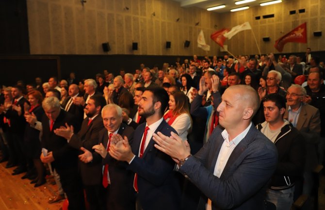  Demokrate: Koga će DPS ove godine okriviti za fijasko zimske sezone?