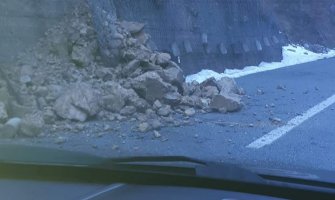 Odroni na putu Mojkovac- Đurđevića Tara