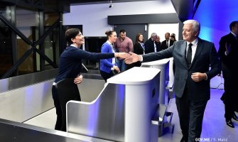 Vlada zaštitila radnike usvajanjem Kolektivnog ugovora u Aerodromima CG