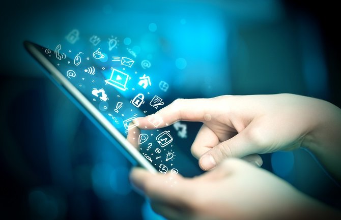 Za dva sata obavljeno više od 110 000 poziva, najviše poruka poslato putem WhatsAppa, Instagrama i Vibera