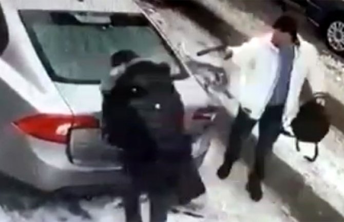 Snimak brutalnog ubistva u Beogradu: Ubili pogrešnu osobu?(VIDEO)