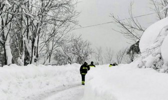 8-godišnja djevojčica stradala na sankanju u italijanskim Alpima 