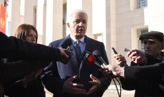 Premijer o Atlas banci: Nema zaštićenih, zakoni važe za sve