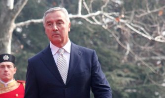 Đukanović: Netačno je da je vila moja, sve što imam stekao sam legalno