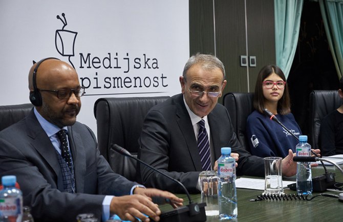 Džafić: Crnogorski mediji praktično ne emituju dječji program