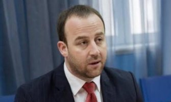 Nikolić: Kampanja aboliranja lica sa potjernice