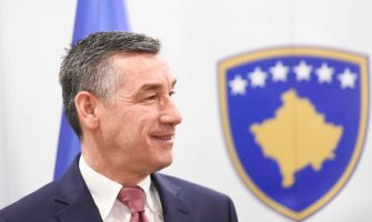 Veselji uz Haradinajevu vladu, ali traži suspenziju taksi