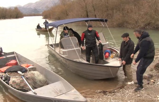 Ni danas nisu pronađena tijela Kumburovića i Vujoševića, sjutra nastavak potrage