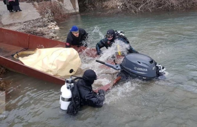 Vidljivost slaba zbog jučerašnje kiše, potraga se nastavlja sjutra