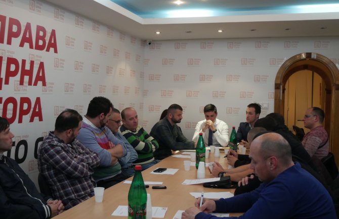  Podgorički odbor Prave u punom kapacitetu izlazi na proteste