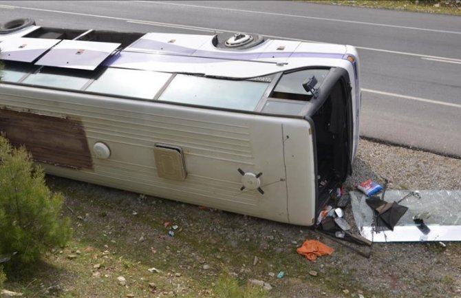 U saobraćajnoj nesreći na autoputu Skoplje-Tetovo 13 poginulih