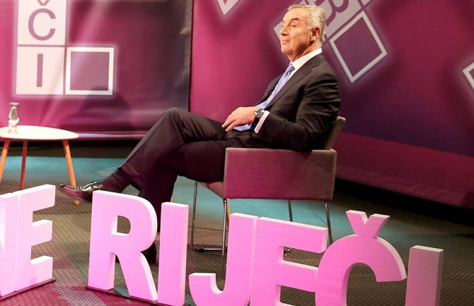 Pokušaj diskreditacije Đukanovića bez ijednog argumenta za neistinite optužbe