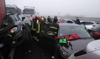 Lančani sudar u Italiji: Učestvovalo više od 80 vozila, 40 povrijeđenih, jedna osoba stradala(VIDEO)