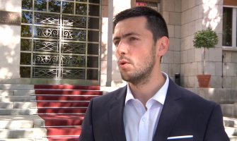 Živković: Kome se ne sviđa crvena potjernica