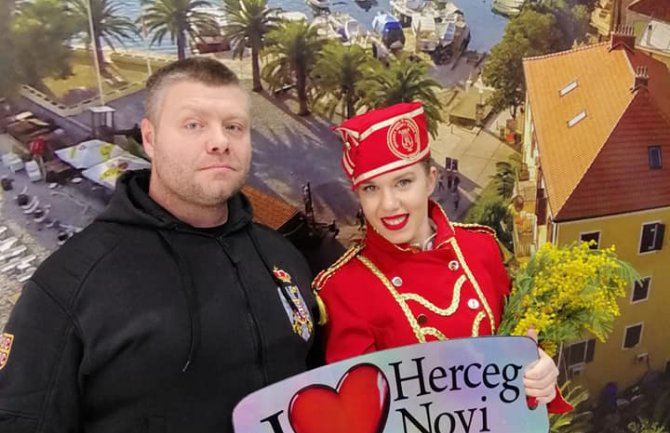 DPS: Koaliciona vlast u Herceg Novom promoviše lice sa potjernice