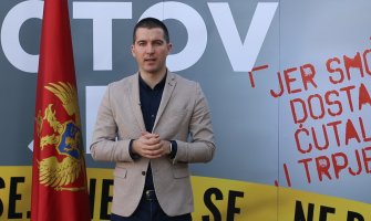 Bečić pozvao na proteste bez partijskih i nacionalnih obilježja
