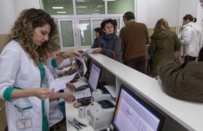 U laboratoriji KCCG-a uzimanje uzoraka krvi bez čekanja