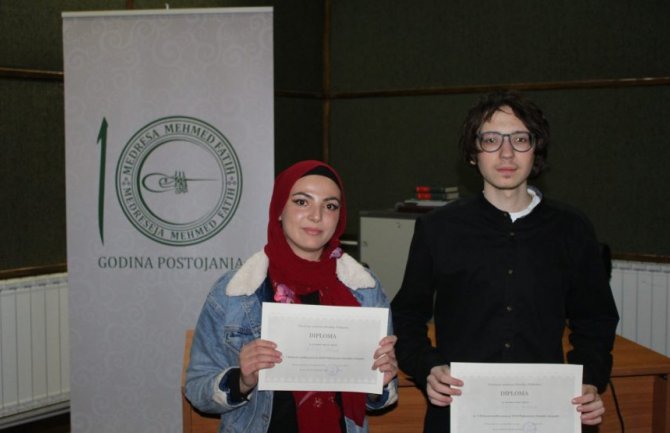 Petković i Bašini predstavljaju CG na Međunarodnoj filozofskoj olimpijadi u Rimu