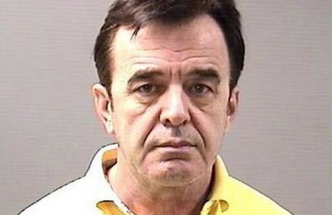  Uhapšen stomatolog iz Crne Gore: Držao ilegalnu ordinaciju u SAD-u (FOTO)