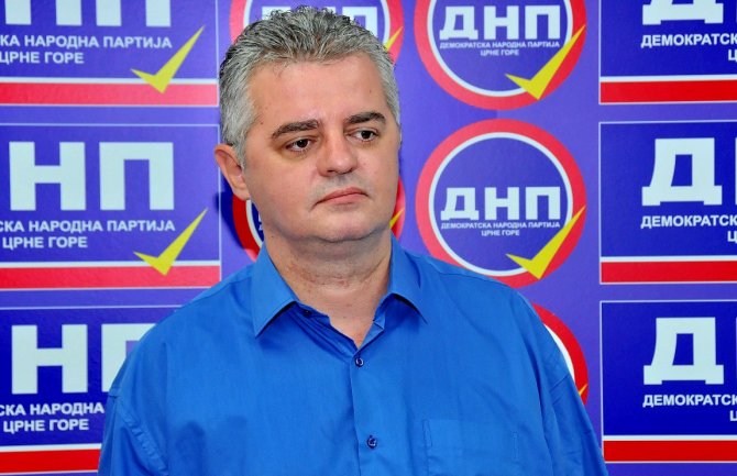 DNP Danilovgrad osudio privođenje aktiviste Demokrata