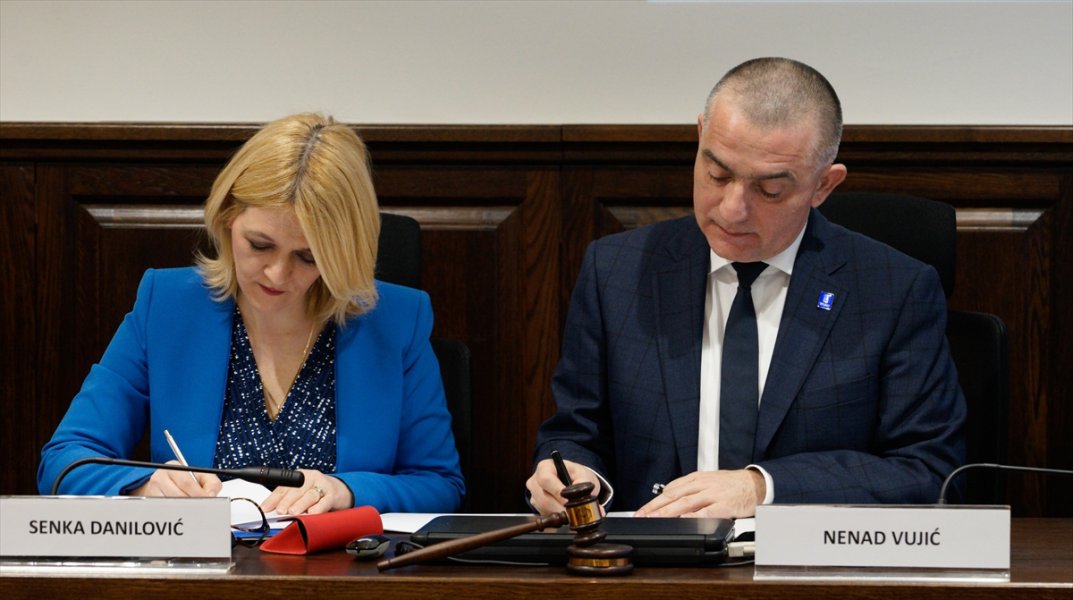 2019030523526120542274622Web