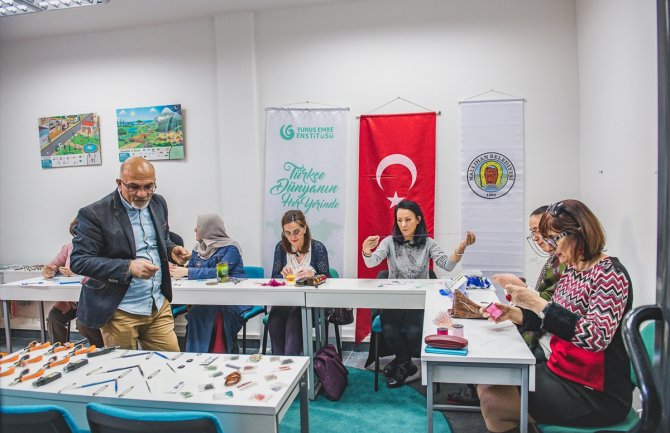 Tehnike tradicionalnog turskog heklanja uče se i u Crnoj Gori (FOTO)