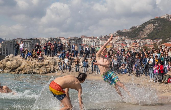 U Herceg Novom se igrao picigin, uz Gorana Karana