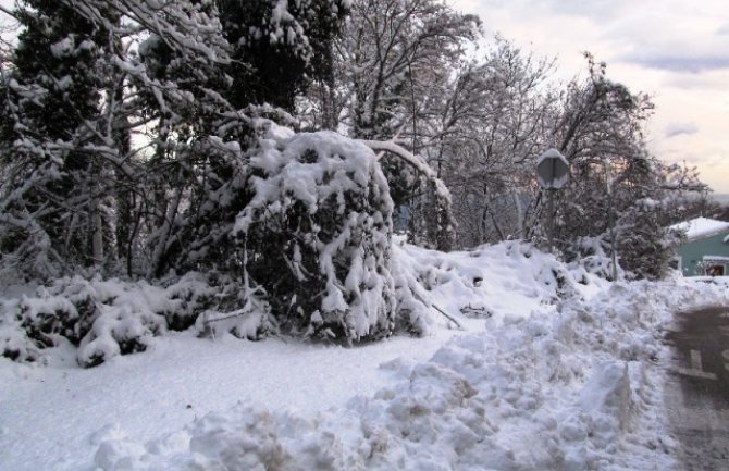  Nadležne službe da budu spremne zbog mogućeg nevremena