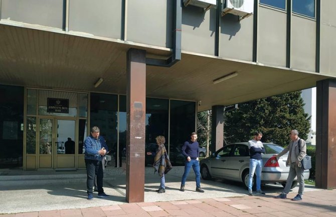 Vojvodići će uplatiti 10.000 eura za Stefanovo liječenje