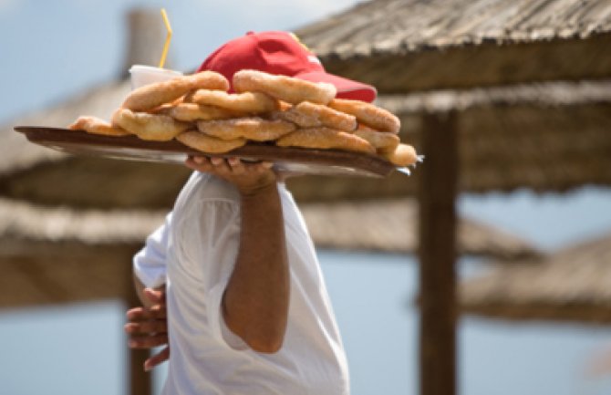 Prilika za studente i maturante: Zaradite na ljetovanju
