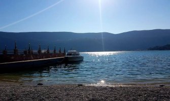 Sunčano, krajem dana naoblačenje