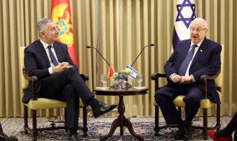 Đukanović doputovao u Izrael gdje je svečano dočekan u Rezidenciji Rivlina (VIDEO)