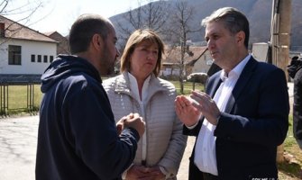 Vučinović i Nuhodžić posjetili u Beranama Igora Tomkića: Tu smo da prenesemo poruku Vlade da je CG Vaša država koja će Vas zaštititi