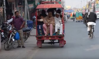 Pakistan: Poginulo šest djevojčica i vozač