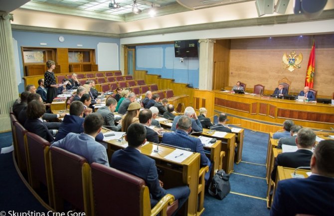 Konjević i Damjanović: Predloženi Zakon o porezu na nepokretnosti je diskriminatorski