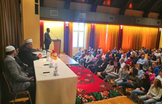 Fejzić u Luksemburgu: Zajednica Bošnjaka je model uspjeha u dijaspori 