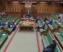 Zasijedanje britanskog parlamenta prekinulo curenje vode sa plafona (VIDEO)