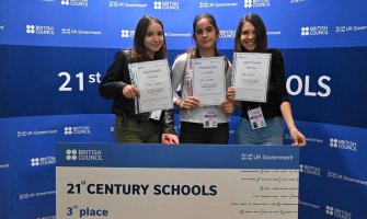 Osnovci iz Crne Gore treći u regionu u programiranju