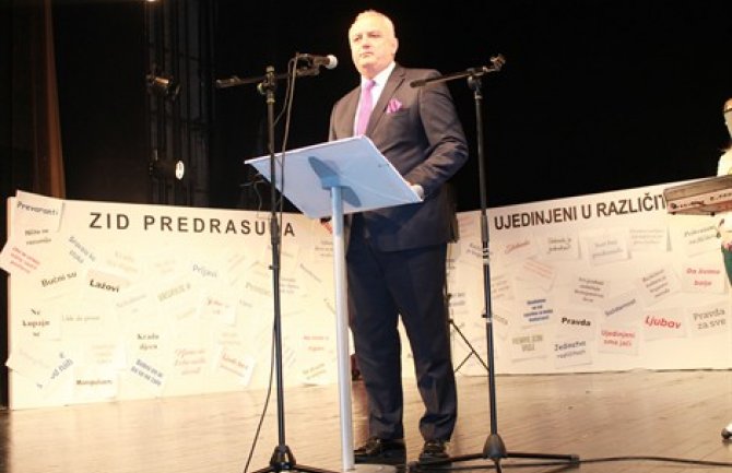 Zenka:Uspješnom saradnjom suočavamo se sa svim izazovima koji su pred romskom populacijom