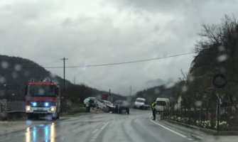 U saobraćajnoj nesreći u mjestu Zabrđe poginuo muškarac