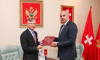 Kašćelan sa Ikonenom: Mogućnost saradnje i razmjena iskustava u oblasti obrazovanja