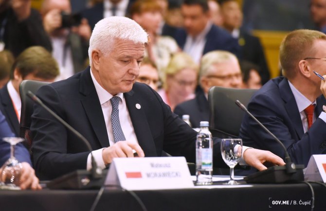 Saradnja sa Kinom uspješna i značajna,  Vlada  stvara pretpostavke za brzi nastavak gradnje autoputa do Srbije