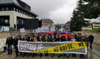 Bečić: Ne damo našu prirodu, ne damo Crnu Goru